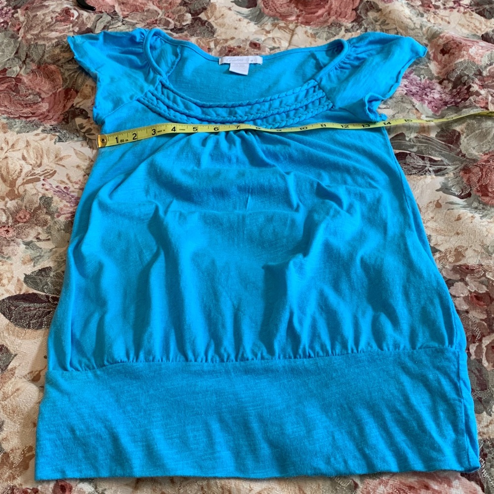 Colorful Women's Tops Collection - Picture 2 of 10